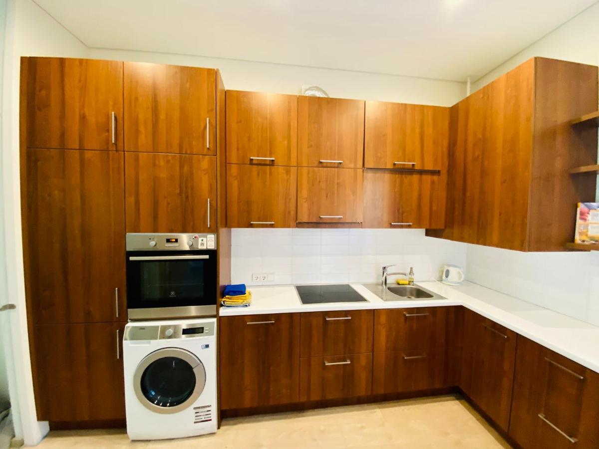 Great Flat With Terrace In Oldtown-Prime Rentals Kaunas Luaran gambar
