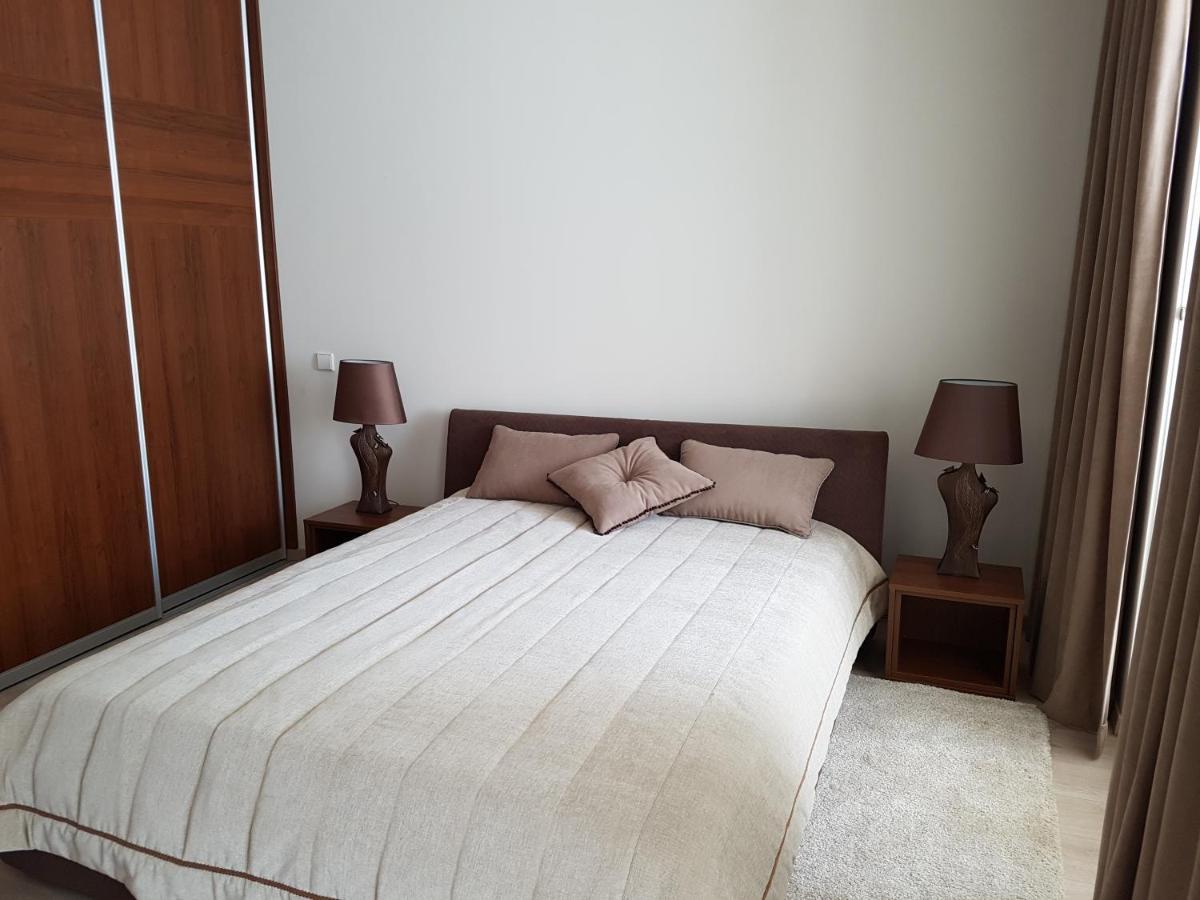 Great Flat With Terrace In Oldtown-Prime Rentals Kaunas Luaran gambar
