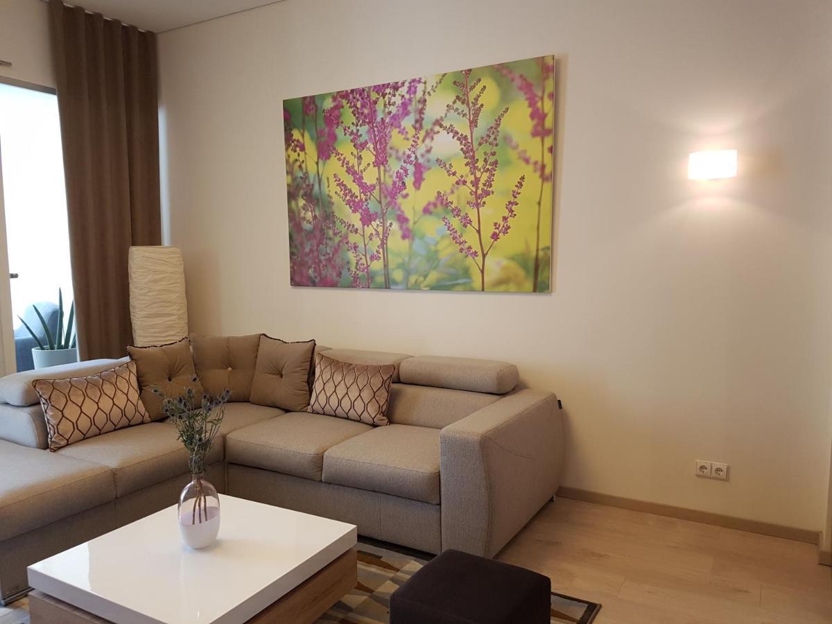 Great Flat With Terrace In Oldtown-Prime Rentals Kaunas Luaran gambar