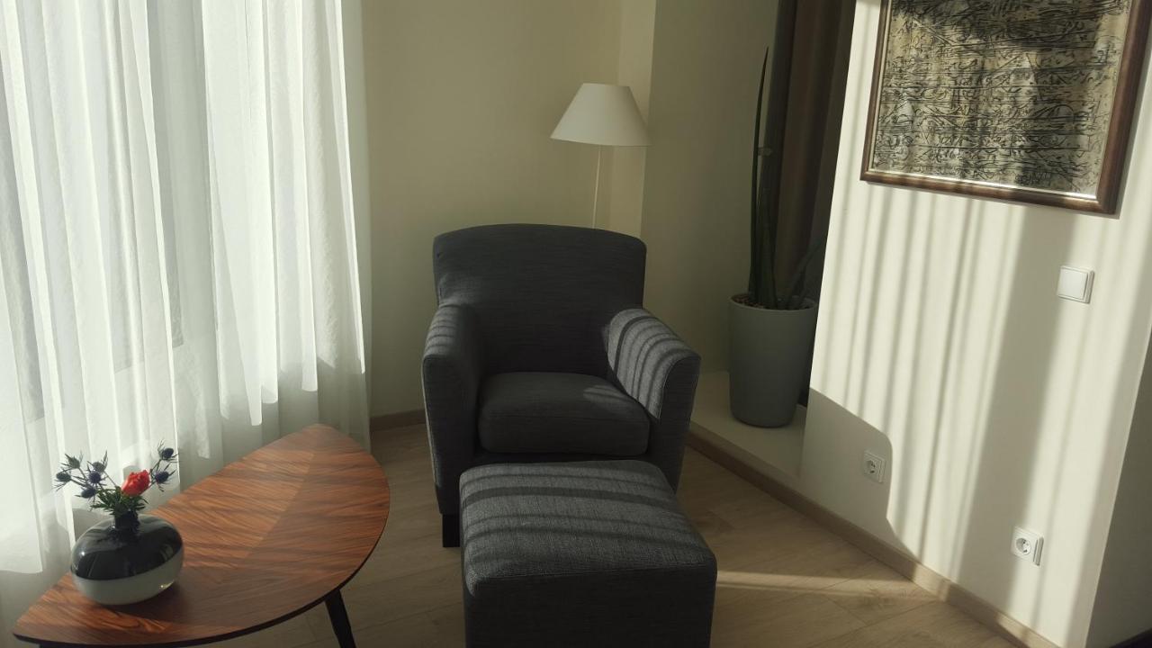 Great Flat With Terrace In Oldtown-Prime Rentals Kaunas Luaran gambar