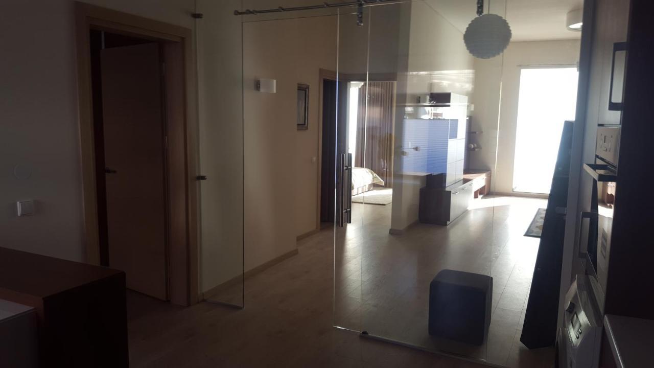Great Flat With Terrace In Oldtown-Prime Rentals Kaunas Luaran gambar